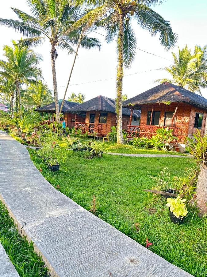 Cris & Mar Homestay Burgos  Exterior photo